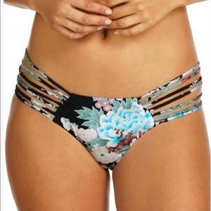 Bathing suit bottoms